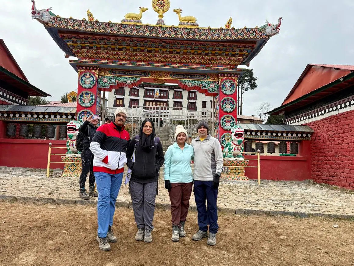 Trekking To Tengboche Monastery 