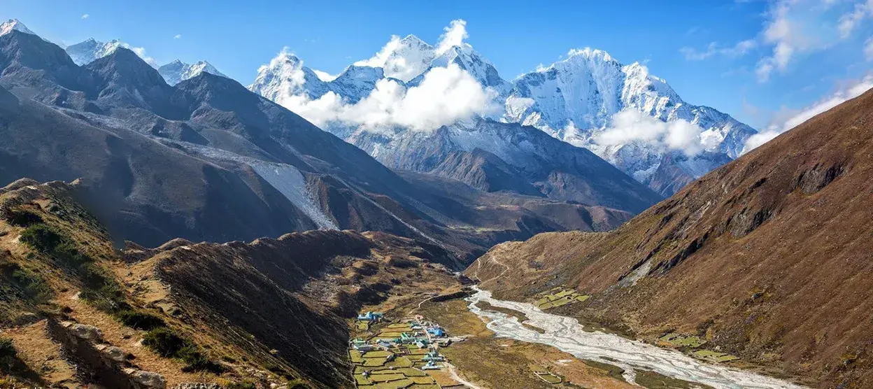 Discover Pheriche Nepal: Altitude, Weather, Accommodation, Culture & Trekking Guide