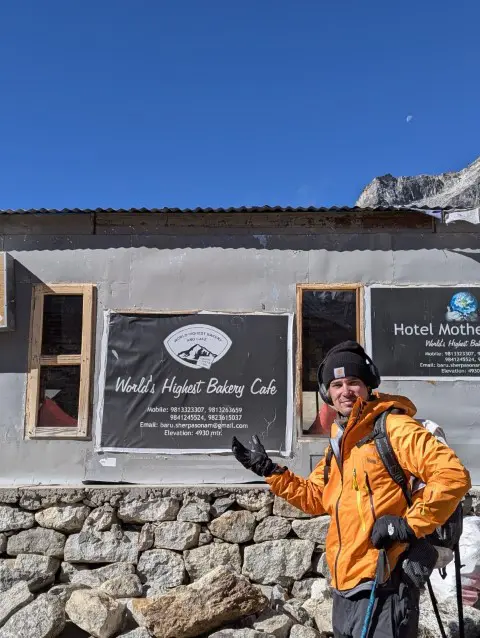 The World’s Highest Bakery Cafe at Lobuche