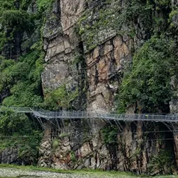 Manaslu Expedition Guide 2025: Routes, Challenges, Cost & Best Time to Climb