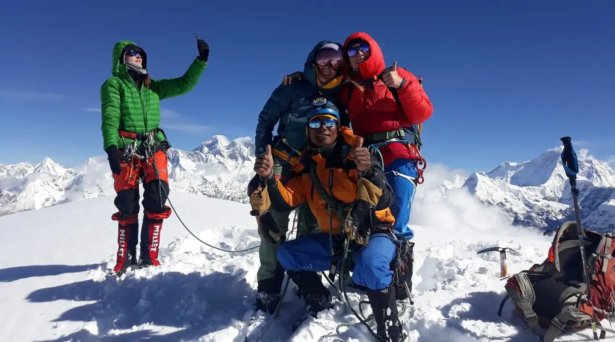 Mera Peak Climbing – 18 Days Mera Peak Climbing – 18 Days