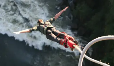 Bungy Jumping “The Last Resort”