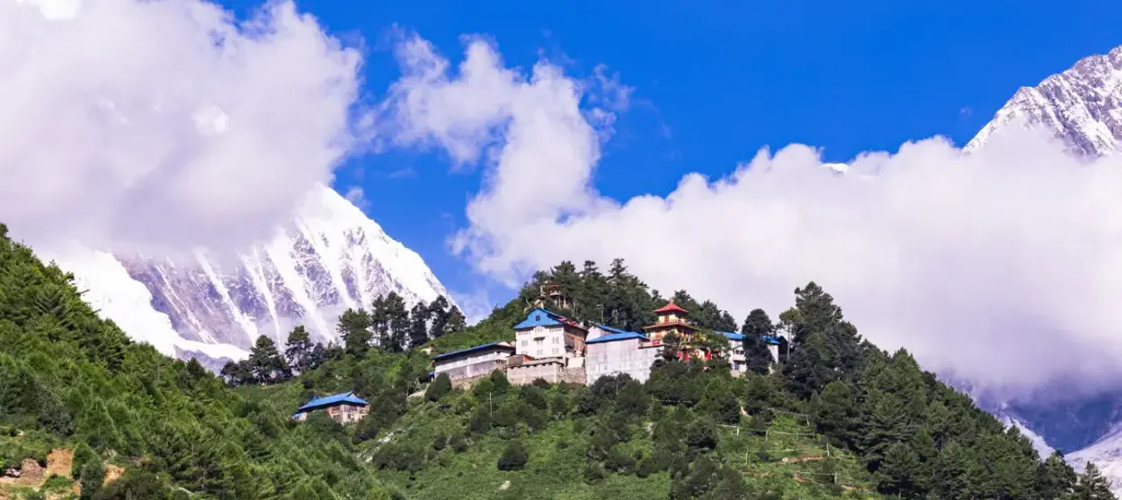 Lho Village: Gateway to Manaslu’s Culture, Acclimatization & Himalayan Views