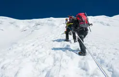 Island Peak Climbing & Everest Base Camp-18 Days
