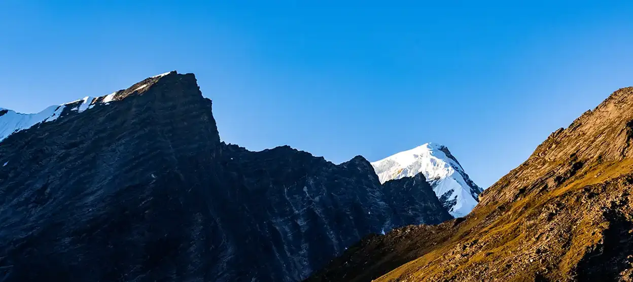 Discovering Larke Pass on the Manaslu Circuit Trek: The Ultimate Guide to Nepal’s Hidden Himalayan Pass