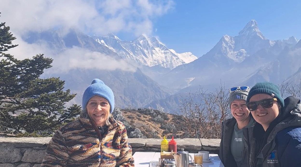 Everest Base Camp Mountain Flight Helicopter Tour with Breakfast at Hotel Everest View Everest Base Camp Mountain Flight Helicopter Tour with Breakfast at Hotel Everest View