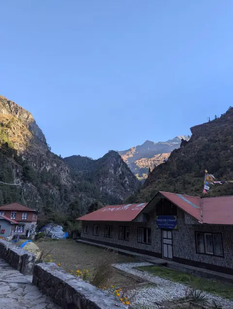 Best Time to Visit Phakding (Phakding Weather)