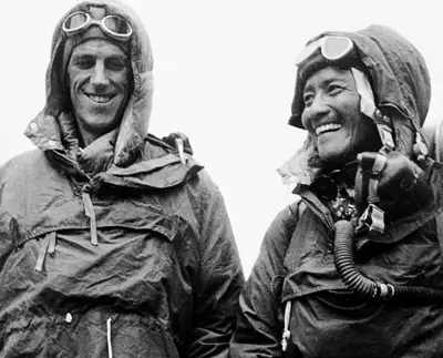 Tenzing Norgay Sherpa and Edmund Hillary’s 1953 Everest Ascent: Full Story, Legacy & Triumph