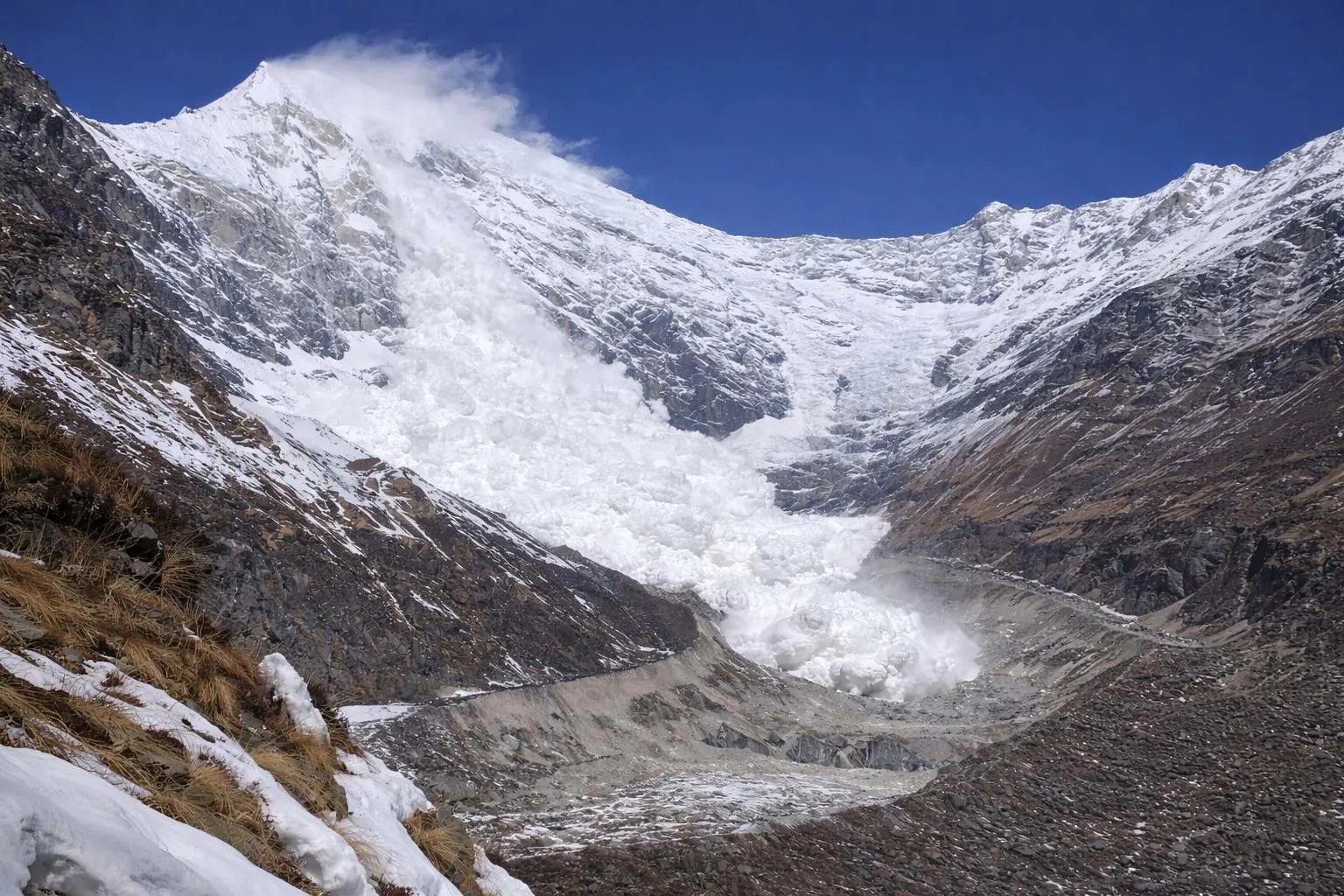 Lantang Lirung Avalanche